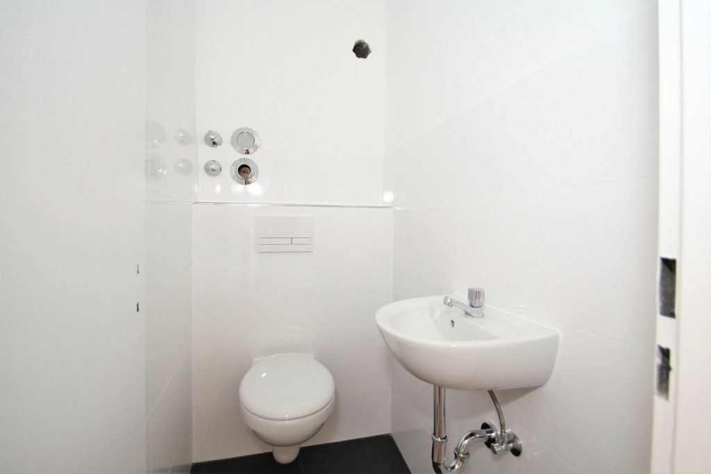 BS WC