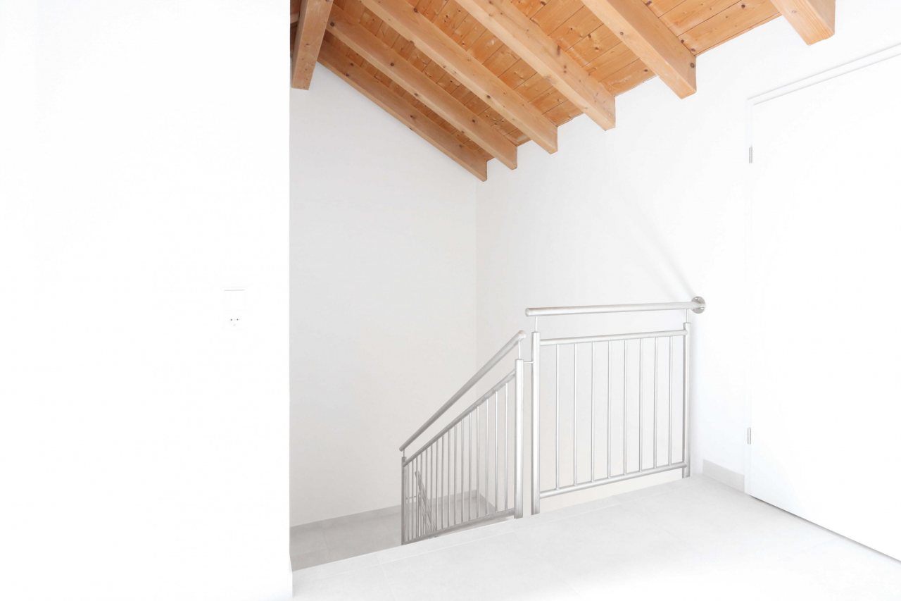 og flur1 optimized.1