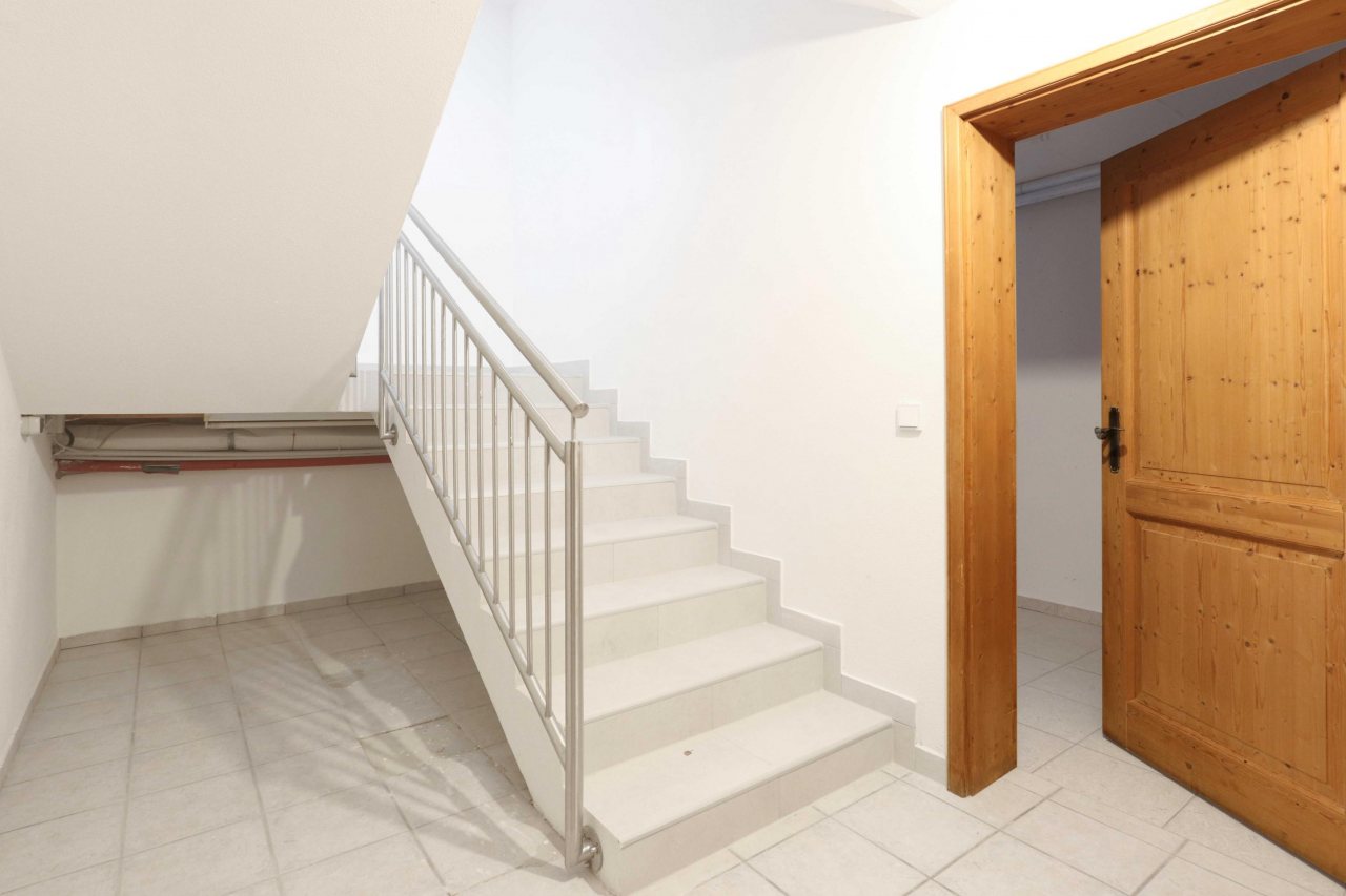 ug flur1 optimized.1