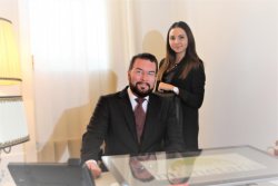 Sie kennen mich - Sie kennen uns